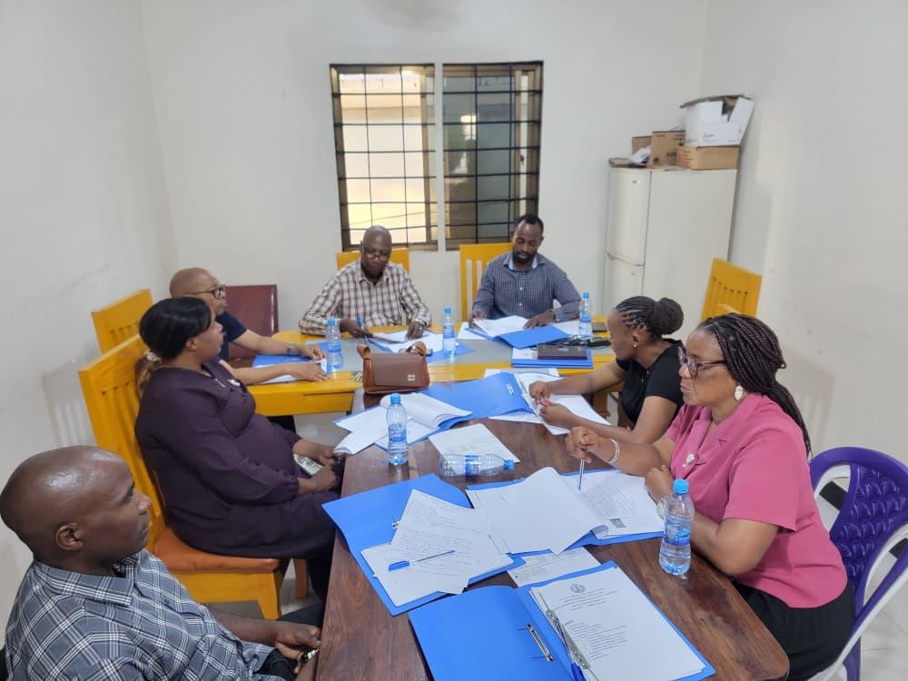 KAMATI YA HABARI, MAWASILIANO NA UKARIBISHAJI DAYOSISI